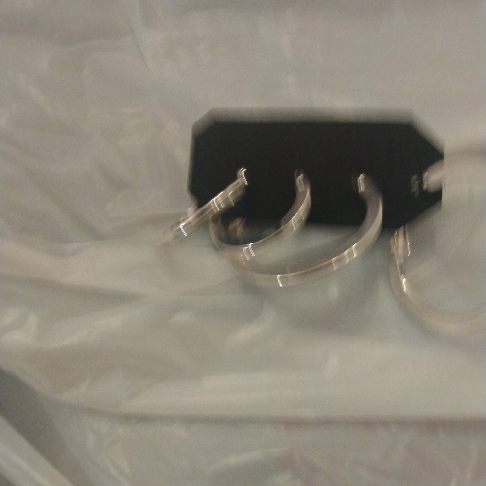 Hoop earrings - Picture 2 of 2